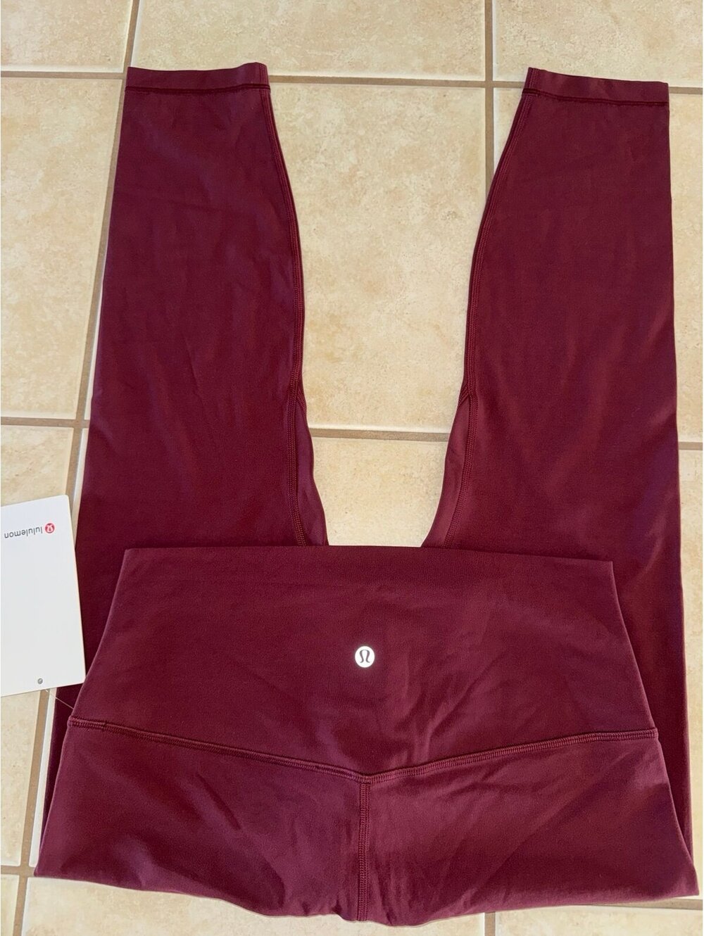 Lululemon Align High Rise 25” Red Merlot Size 10 NWT